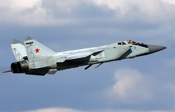 Росія перекинула в Білорусь винищувачі МіГ-31, які можуть нести ”Кинжал” Росія перекинула в Білорусь винищувачі МіГ-31, які можуть нести ”Кинжал”