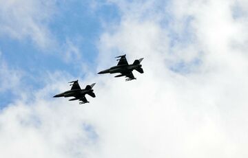 Офіційно: F-16 вже в Україні Офіційно: F-16 вже в Україні