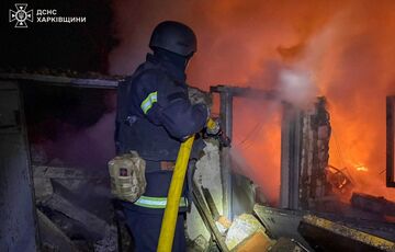 В новогоднюю ночь оккупанты наносили удары по жилым домам в Харьковской области