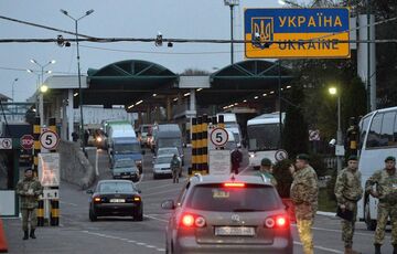 Польские перевозчики готовятся к круглосуточной блокаде КПП ”Медика-Шегини”