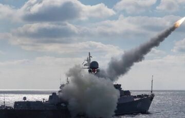 Через сильний шторм у Чорному морі немає російських носіїв ракет ”Калібр”