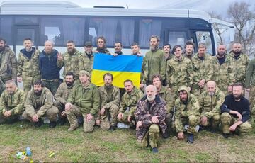 Напередодні Великодня до України з полону повернулися ще 130 захисників