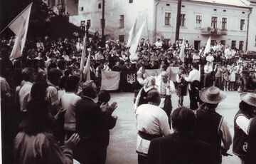 Україна 30: зародження музики, телебачення і кіно — чим запам'ятався 1992 рік