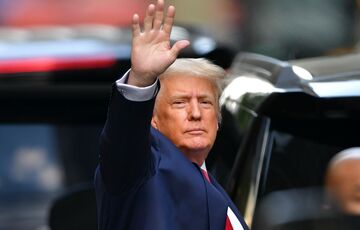 Трамп побажав опонентам ”гнити в пеклі” разом з Україною у своєму різдвяному привітанні