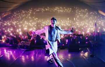 Артем Пивоваров зламав носа фанатці на своєму концерті