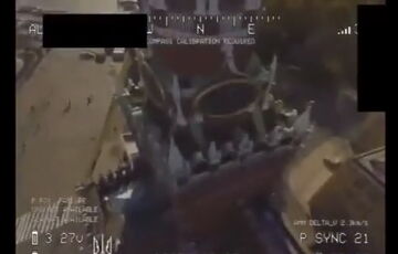 Українці тролять Путіна відео, яке зняли просто над Кремлем