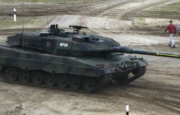 На Рамштайні не домовилися про постачання танків Leopard Україні