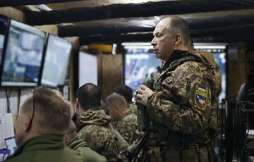 The Guardian указал на интересные факты о Сырском: брат - россиянин, а мать поддерживает вторжение