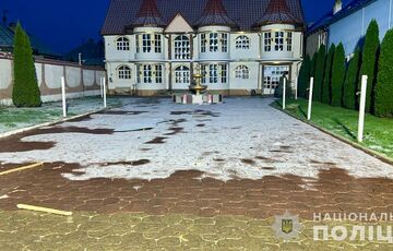 На Закарпатті сталася масова бійка під час виборів ”циганського барона”. Одній людині пробили голову лопатою