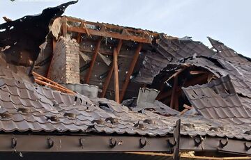 Россияне атаковали почтовое отделение в Херсоне Россияне атаковали почтовое отделение в Херсоне