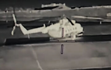 Разведчики атаковали два вертолета и буксир в Крыму Разведчики атаковали два вертолета и буксир в Крыму