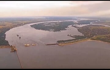 Как выглядит разрушенная Каховская ГЭС с высоты: видео