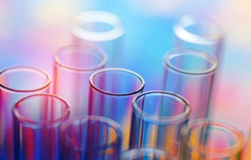 Известный американский врач втайне оплодотворил сотню пациенток