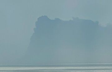 Ракетный удар по Одессе: горит ”экологическая бомба” - танкер Millennial Spirit (фото, видео)