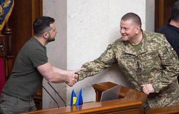 ЗМІ повідомили про розбіжності Зеленського та Залужного щодо Бахмута ЗМІ повідомили про розбіжності Зеленського та Залужного щодо Бахмута