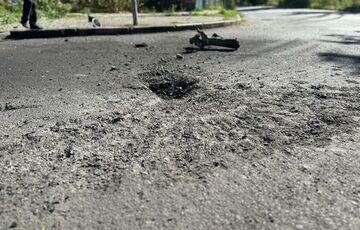 У центрі Херсона через російський обстріл загинув комунальник