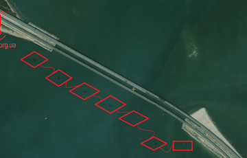 З лінії захисту Керченського мосту зникла майже половина барж, - розслідування