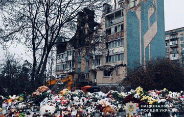 Число погибших в результате российской атаки на Тернополь возросло до 35 человек