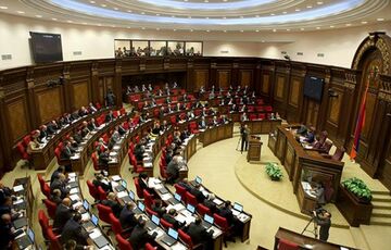 Армения ратифицировала Римский статут МУС, который выдал ордер на арест Путина