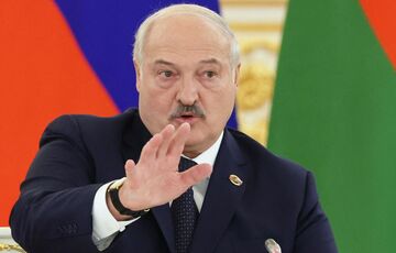 Лукашенко пожаловался на ”наплыв диверсантов” у границы с Украиной Лукашенко пожаловался на ”наплыв диверсантов” у границы с Украиной