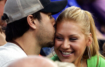 Энрике Иглесиас тайно женился на известной россиянке Энрике Иглесиас тайно женился на известной россиянке