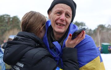 Додому з російського полону повернулися 300 українських захисників та двоє цивільних 