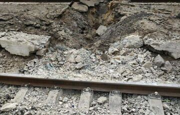 Российские ракеты повредили железную дорогу в Кривом Роге Российские ракеты повредили железную дорогу в Кривом Роге