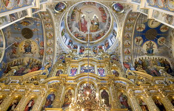 У Лувр із Києва таємно вивезли понад десяток старовинних православних ікон