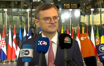 Кулеба заявив, що Україна не просить США відправляти свої війська на фронт