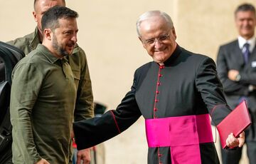 Зеленский встретился с Папой Римским Зеленский встретился с Папой Римским