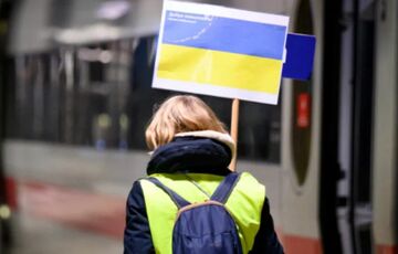 В Германии предложили отправить обратно в Украину безработных беженцев В Германии предложили отправить обратно в Украину безработных беженцев