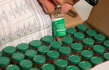 У Раді розповіли, коли в Україні можна буде купити вакцину від ковіду У Раді розповіли, коли в Україні можна буде купити вакцину від ковіду