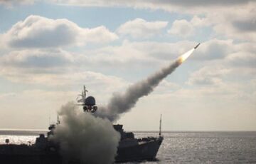 Россия держит в Черном море свыше 30 крылатых ракет Россия держит в Черном море свыше 30 крылатых ракет