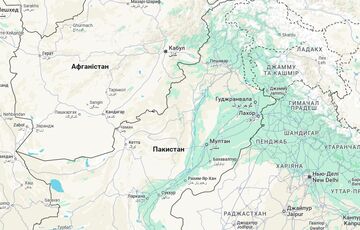 В Пакистане террорист на заминированном авто врезался в военный конвой: 16 погибших
