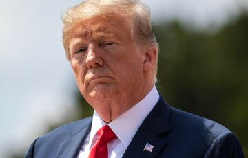 Трамп буде судитися з Facebook, Twitter і Google Трамп буде судитися з Facebook, Twitter і Google