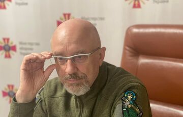 У ”Слузі народу” заявили, що цього тижня Резнікова не відправлять у відставку  У ”Слузі народу” заявили, що цього тижня Резнікова не відправлять у відставку