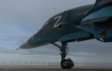 Російські Z-блогери заявили, що Україна атакувала відразу три російські аеродроми Російські Z-блогери заявили, що Україна атакувала відразу три російські аеродроми