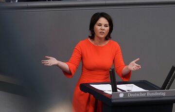 У МЗС Німеччини заявили про необхідність діалогу з Росією У МЗС Німеччини заявили про необхідність діалогу з Росією