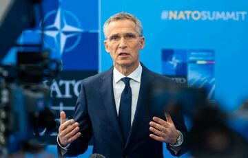 Столтенберг заявил, что ПВО от союзников уменьшит угрозу с неба для Украины