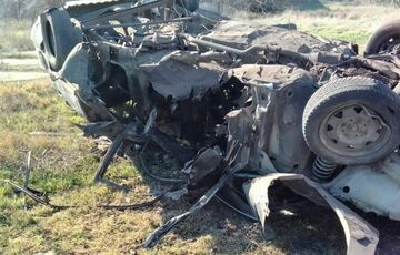 В Скадовске взорвали автомобиль с российскими офицерами