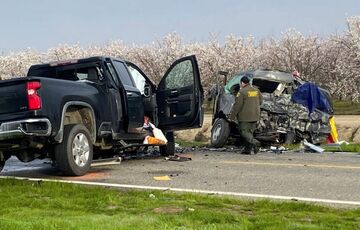 В Калифорнии в аварии погибли сразу восемь человек