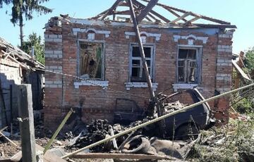 Оккупанты ударили из танка по домам в Казачьей Лопане