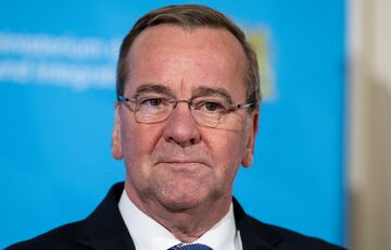 Росія виготовляє більше зброї, аніж потребує на фронті, - Пісторіус