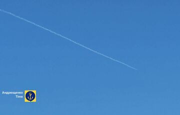 В оккупированном Мариуполе гремят взрывы и работает ПВО: детали и фото