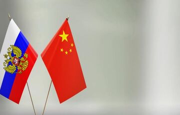 ЗМІ: у Байдена підозрюють Китай у продажу Росії касок та бронежилетів