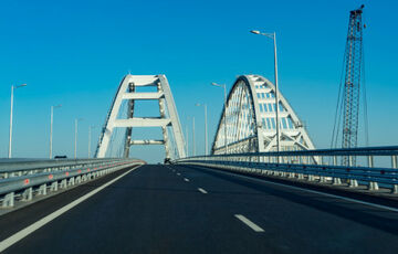 З HIMARS неможливо завдати удару по Кримському мосту, - експерт