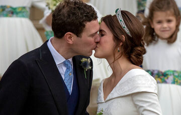 Снова прабабушка: у королевы Елизаветы II родился еще один правнук