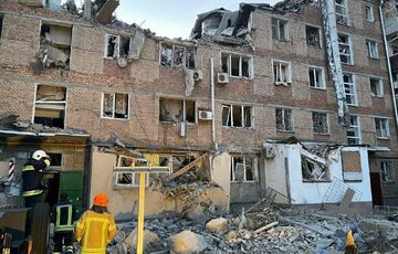 Умер мальчик, которого 6 часов доставали из-под завалов жилого дома в Николаеве Умер мальчик, которого 6 часов доставали из-под завалов жилого дома в Николаеве