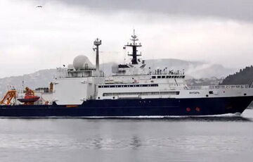 У територіальних водах Британії знову з'явився російський корабель-шпигун У територіальних водах Британії знову з'явився російський корабель-шпигун