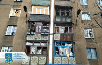 Росія атакувала Торецьк: поранено людей, які прийшли за гуманітарною допомогою